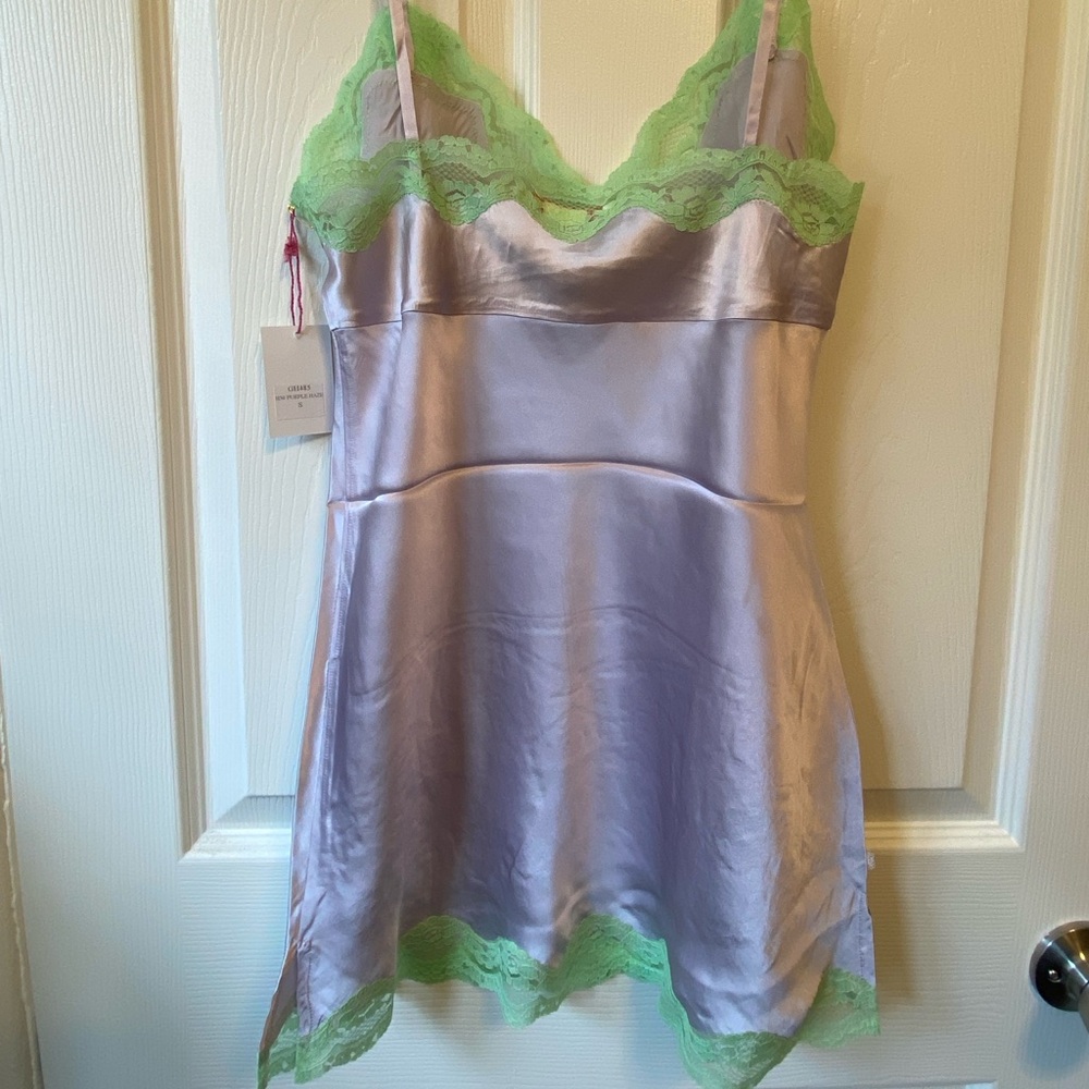 Lilac Silk Chemise Gold Hawk - Picture 4 of 5